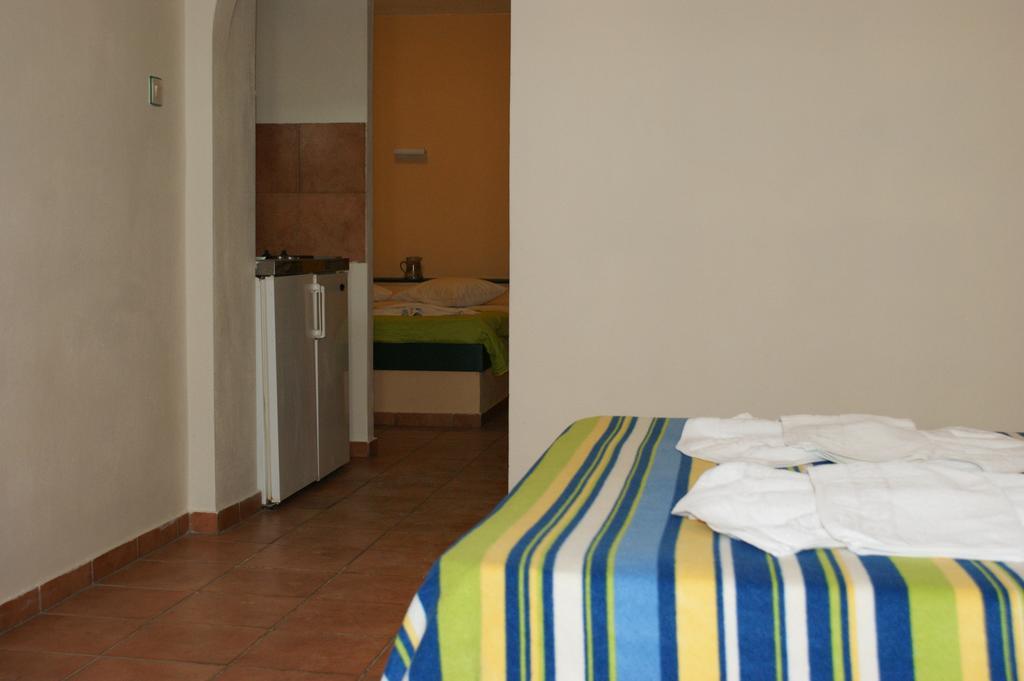 Jason Studios & Apartments Naxos City Rom bilde